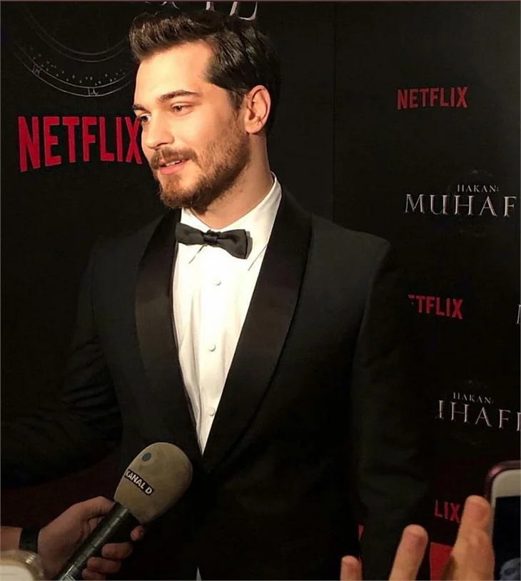Çağatay Ulusoy, Los Angeles yolcusu!