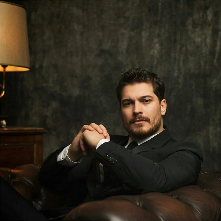 Çağatay Ulusoy, Los Angeles yolcusu!