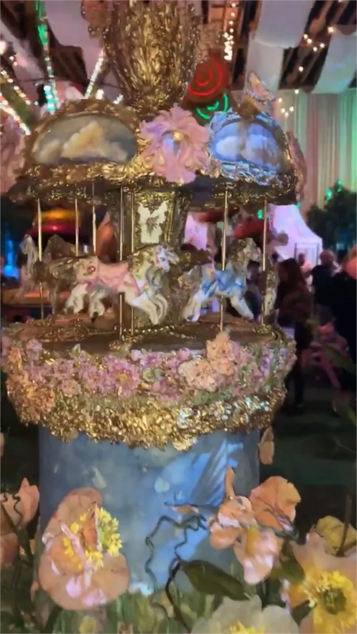 Kylie Jenner'dan kızı için milyon dolarlık parti
