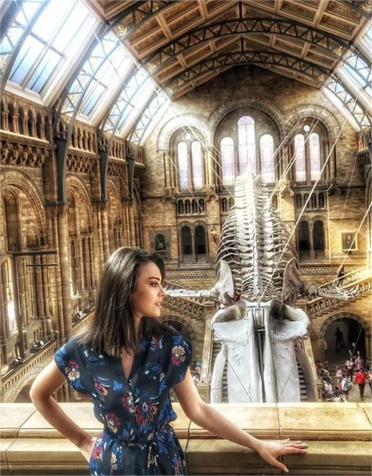 Tuvana Türkay, Londra'nın yerlisi oldu!