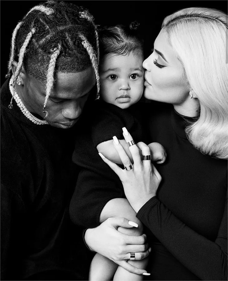 Kylie Jenner, Travis Scott’ın kendisini aldattığını iddia etti!