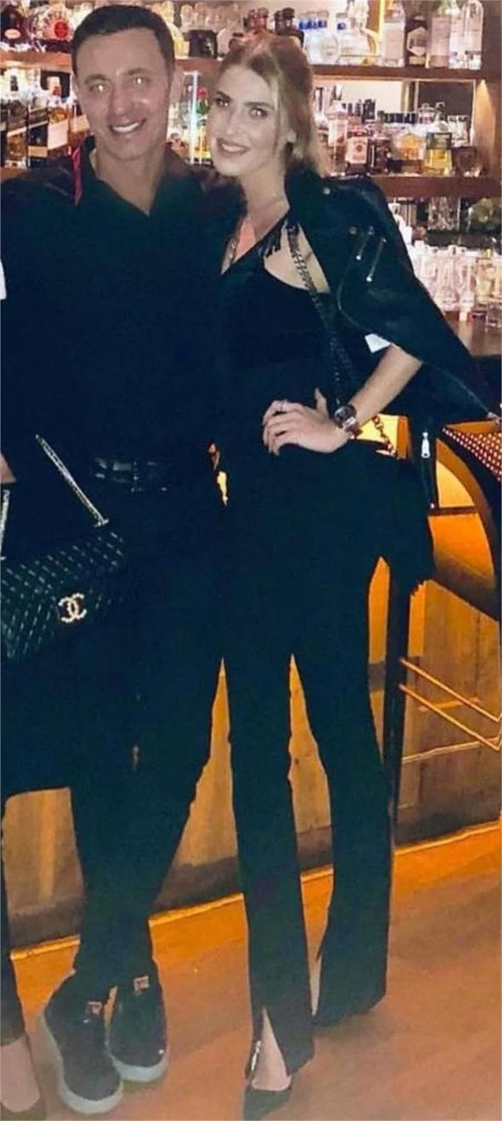 Melis Sütşurup bıçak altına yattı!
