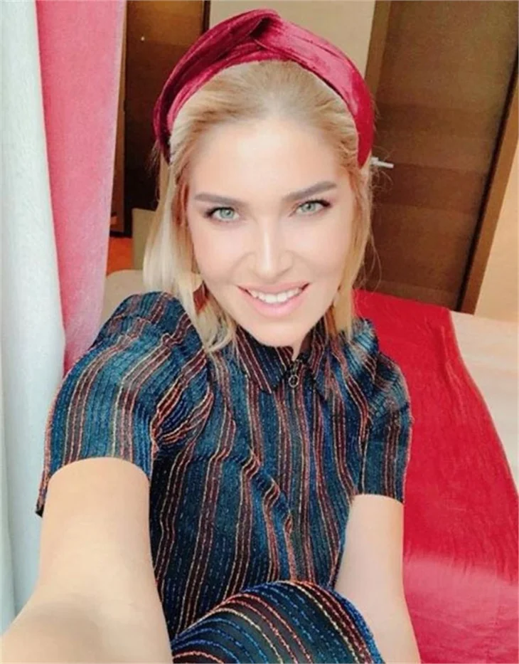 Melis Sütşurup bıçak altına yattı!