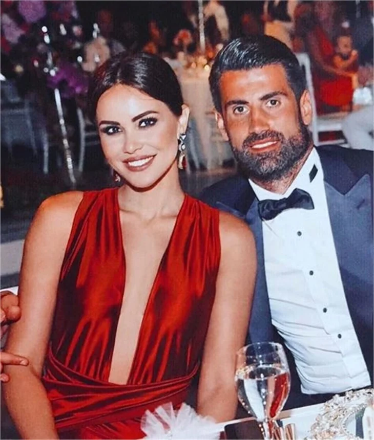 Zeynep Demirel'in yeni mesleği şaşırttı!