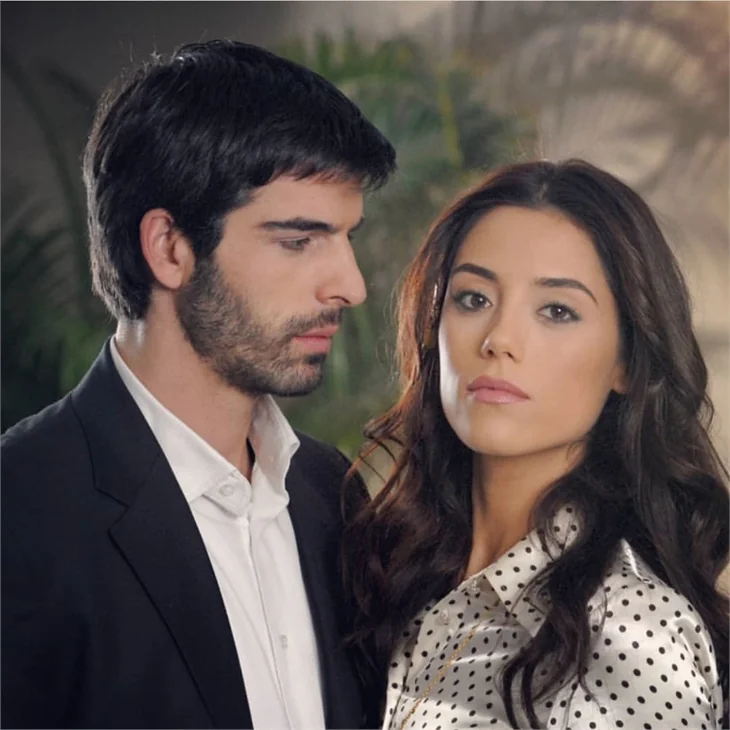 Cansu Dere: O dönem bile onunla konuşmuyordum