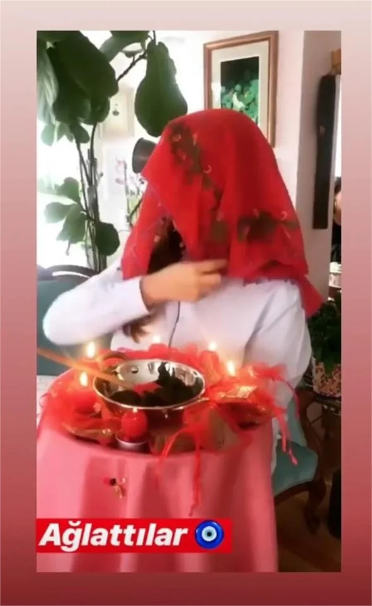 Şebnem Bozoklu'ya dostlarından sürpriz!
