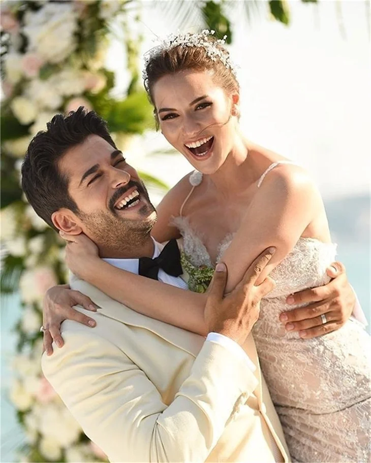Karan'ın fotoğrafına 2 milyonluk teklif!