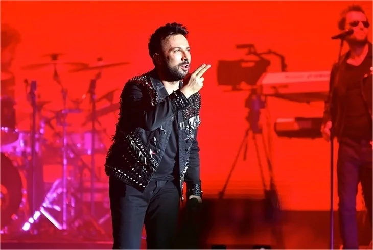 Tarkan'ın iki konserden alacağı ücret dudak uçuklattı!