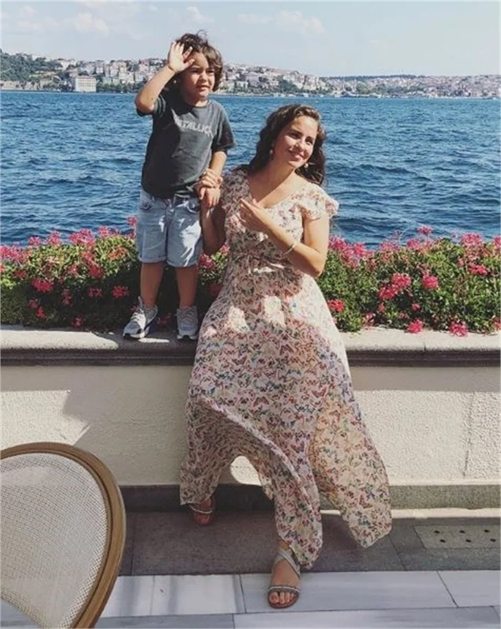 Aslı Tandoğan doğum anını anlattı!