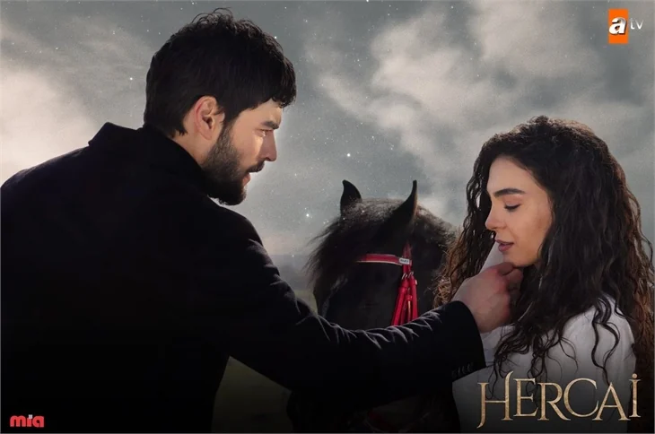 Herkes onu konuşuyor! Peki kim bu Akın Akınözü?