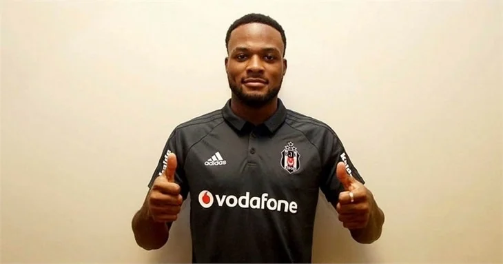 Beşiktaşlı Larin, Dilan Çiçek Deniz'e talip oldu!