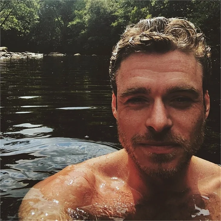Richard Madden'den şaşırtan itiraf! Asgari ücretin yarısına...