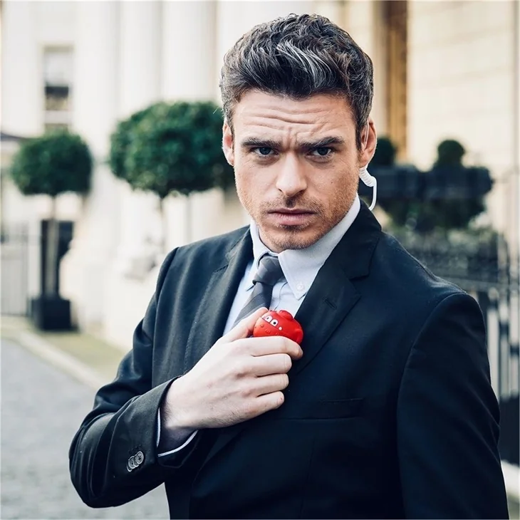 Richard Madden'den şaşırtan itiraf! Asgari ücretin yarısına...
