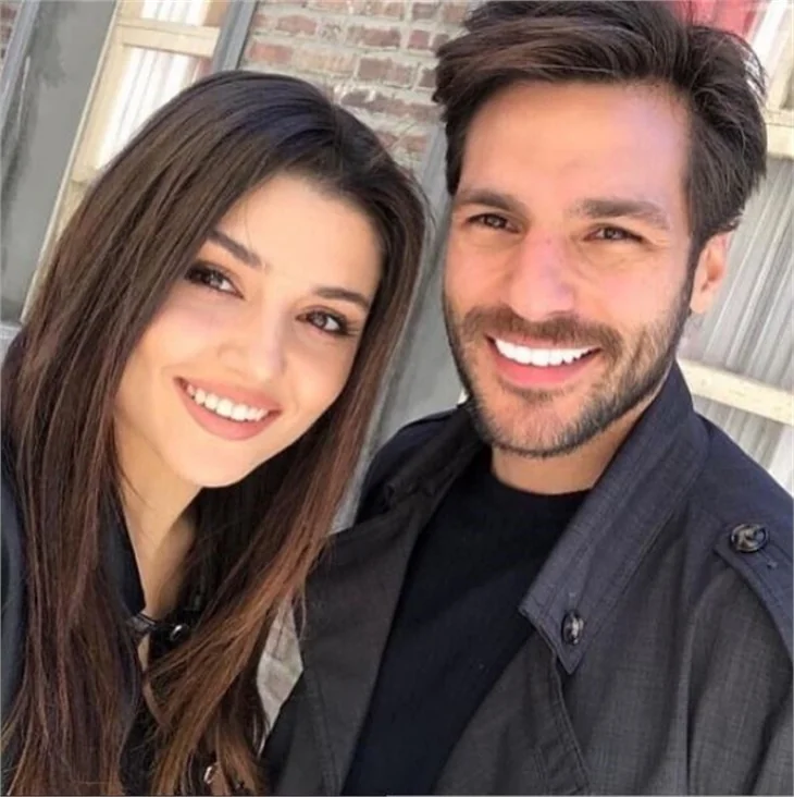 Hande Erçel'in hayranlarını üzen haber!