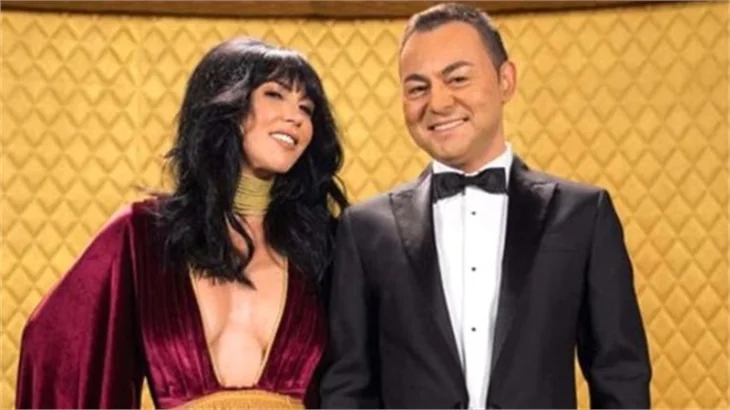 Hande Yener kumar oynadı!