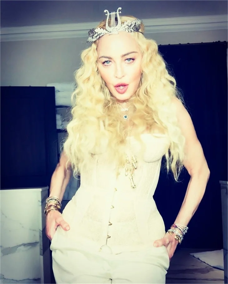 Madonna, sahne performansı için 5 milyon dolar harcadı!
