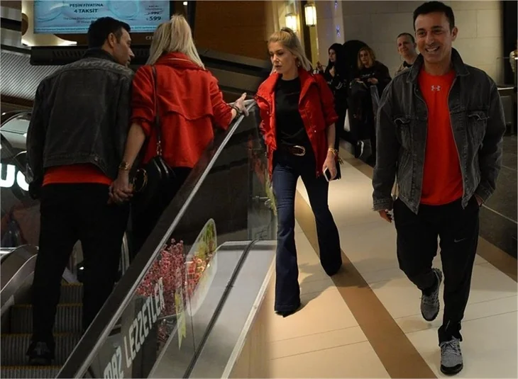 Mustafa Sandal ve Melis Sütşurup ilk kez el ele!