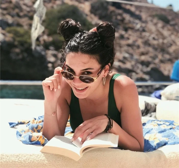 Ebru Şahin'den Akın Akınözü itirafı!