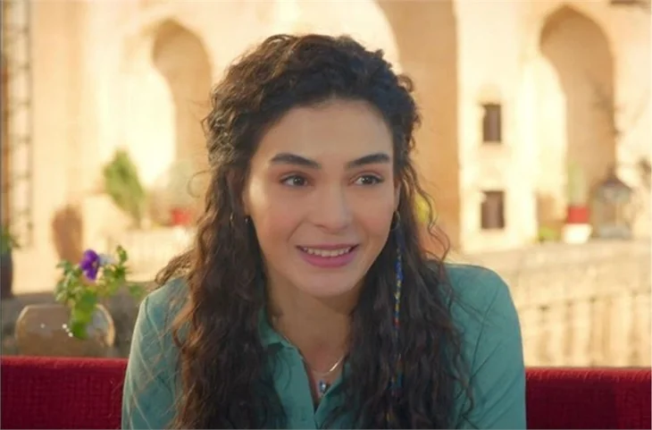 Ebru Şahin'den Akın Akınözü itirafı!