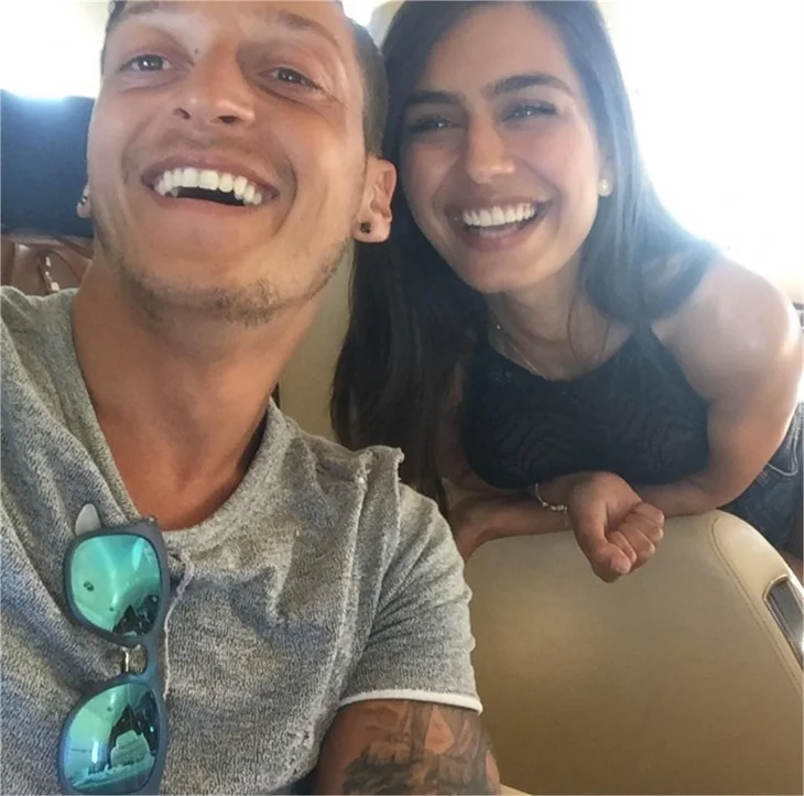 Mesut Özil ile Amine Gülşe'nin balayı rotası belli oldu!