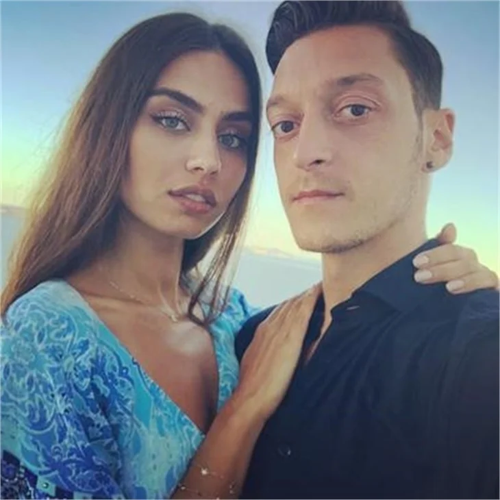 Mesut Özil ile Amine Gülşe'nin balayı rotası belli oldu!