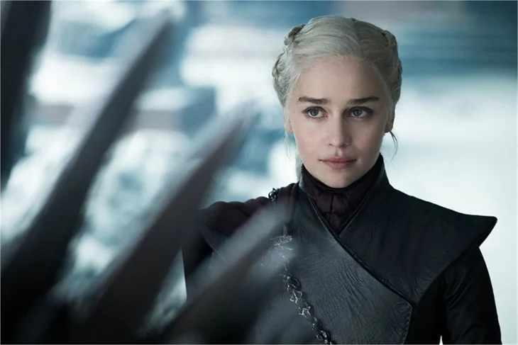 Emilia Clarke'dan final itirafı! Konuşma sahnesi için...