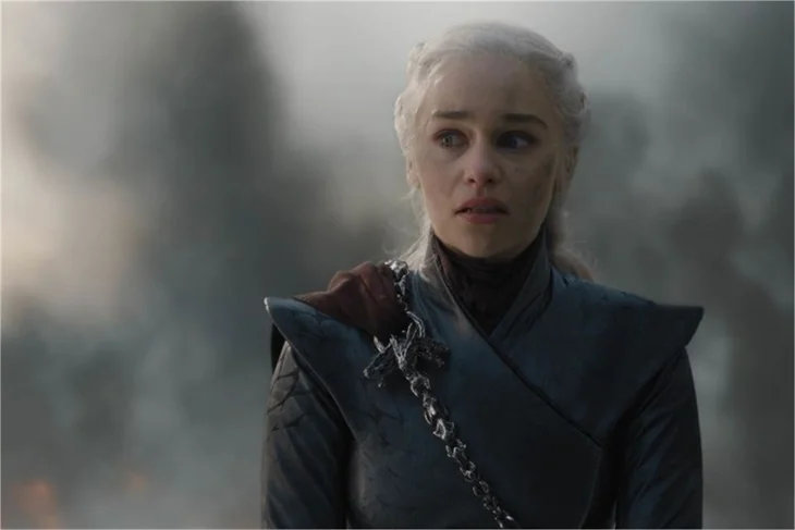 Emilia Clarke'dan final itirafı! Konuşma sahnesi için...