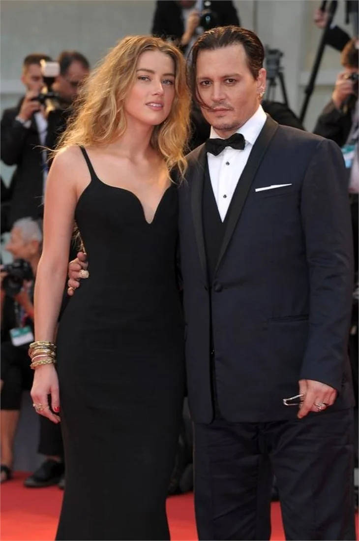 Johnny Depp'ten eski eşi Amber Heard'e tazminat davası!