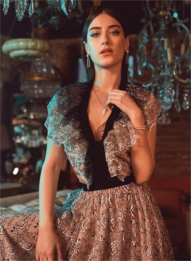 Hazal Kaya dadı tutacak mı? Kararını verdi!