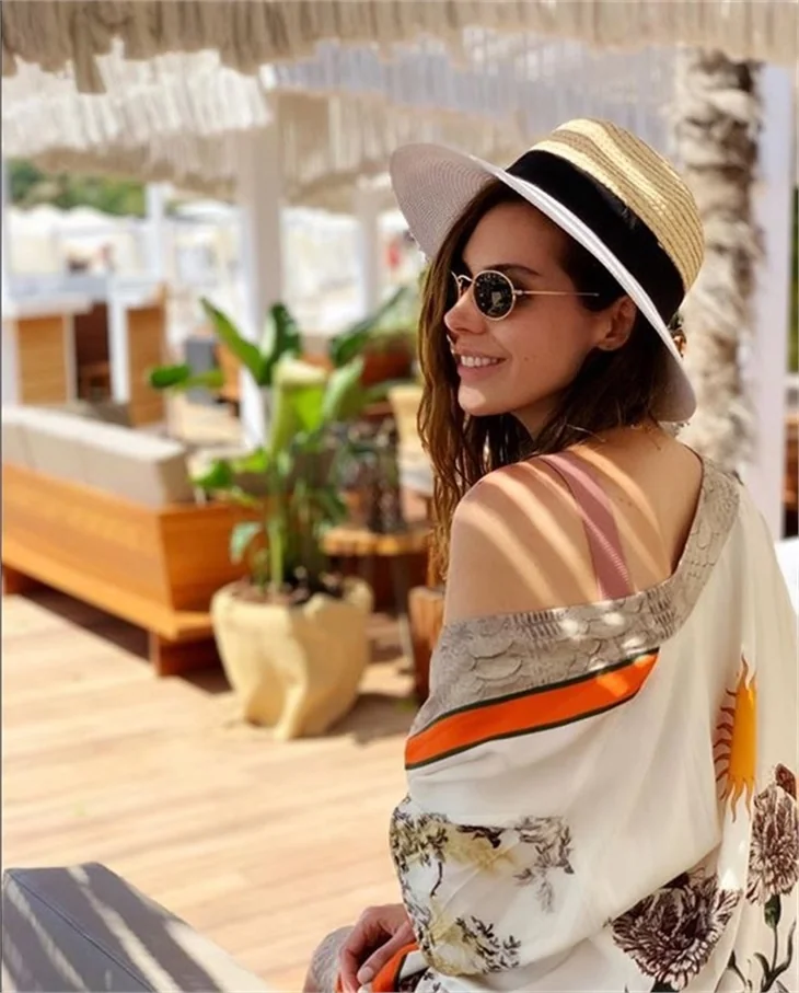 Hatice Şendil'in Yunanistan tatili!