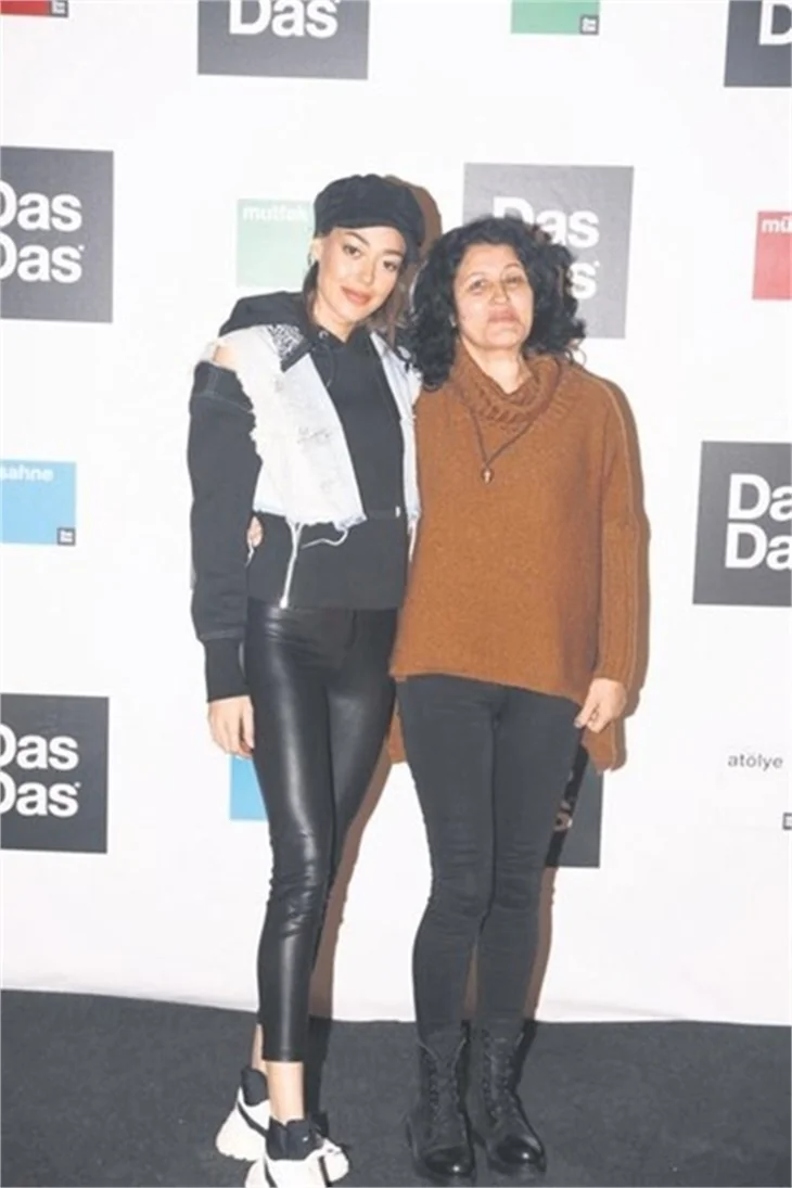 Dilan Çiçek Deniz'den annesine büyük jest!