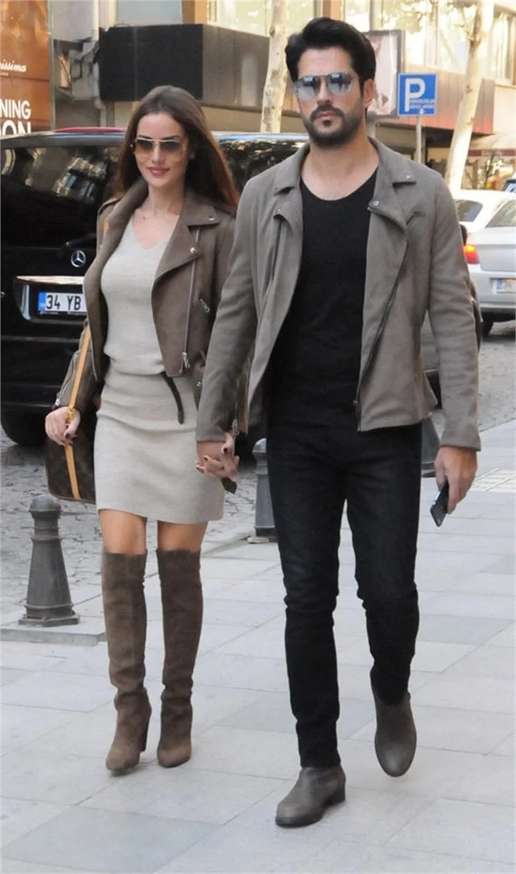 Burak Özçivit ile Fahriye Evcen tatil planını yaptı! 100 bin liraya...