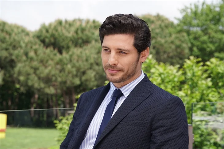 Rekabetçi Veliaht Ali Yağcı!