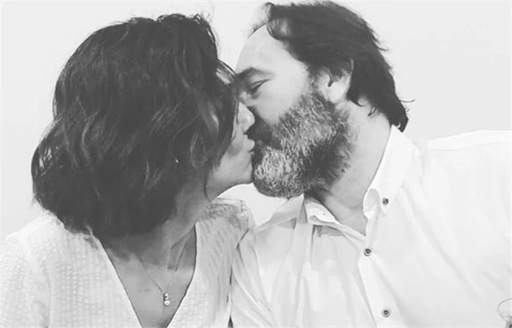 Sürpriz nikah! Ünlü oyuncu evlendi!