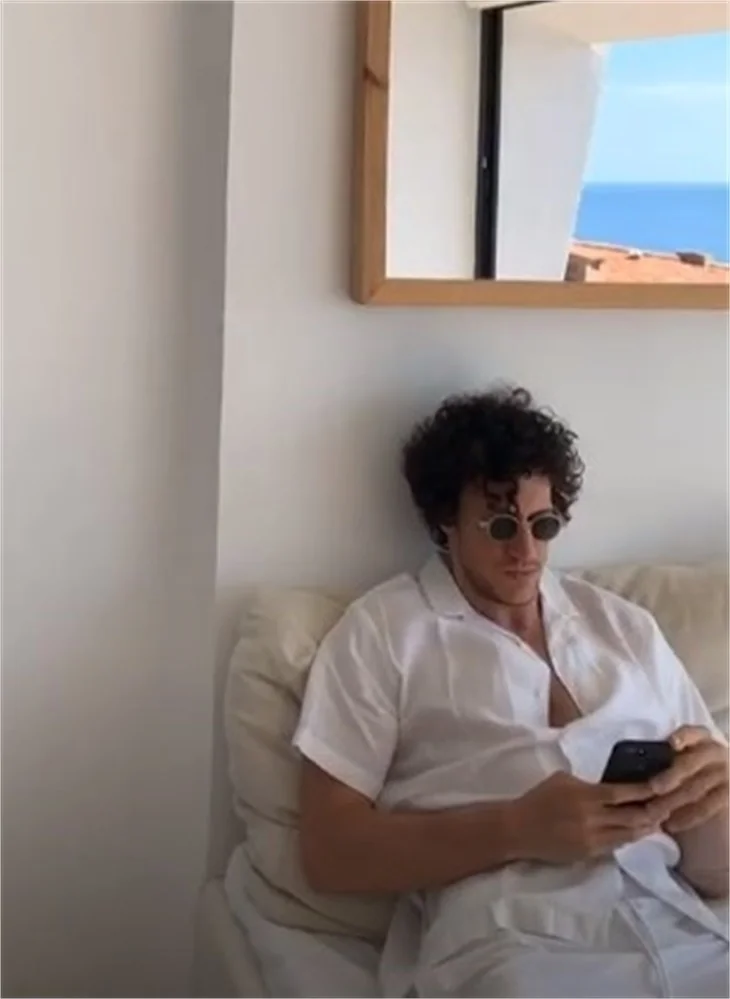 Müge Boz ile Caner Erdeniz'den çok özel balayı pozları!