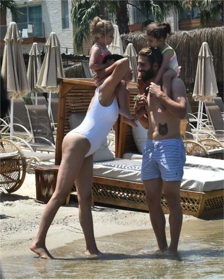 Ebru Şancı ile Alpaslan Öztürk Bodrum tatilinde!