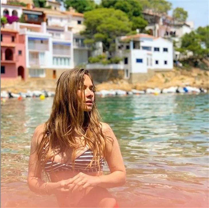 Müge Boz ile Caner Erdeniz balayında!