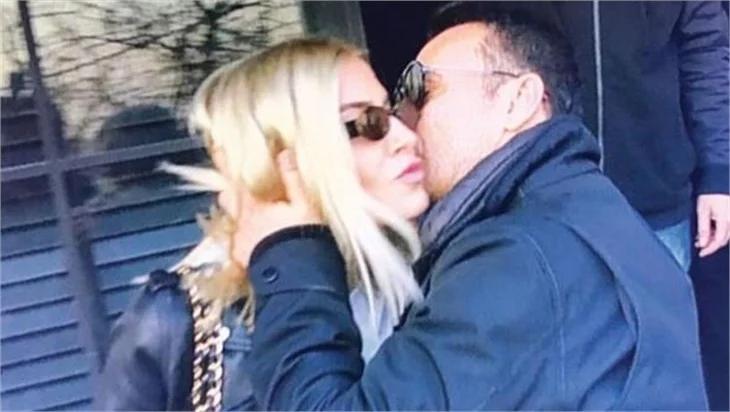 Melis Sütşurup, Mustafa Sandal'la ayrıldığını doğruladı!