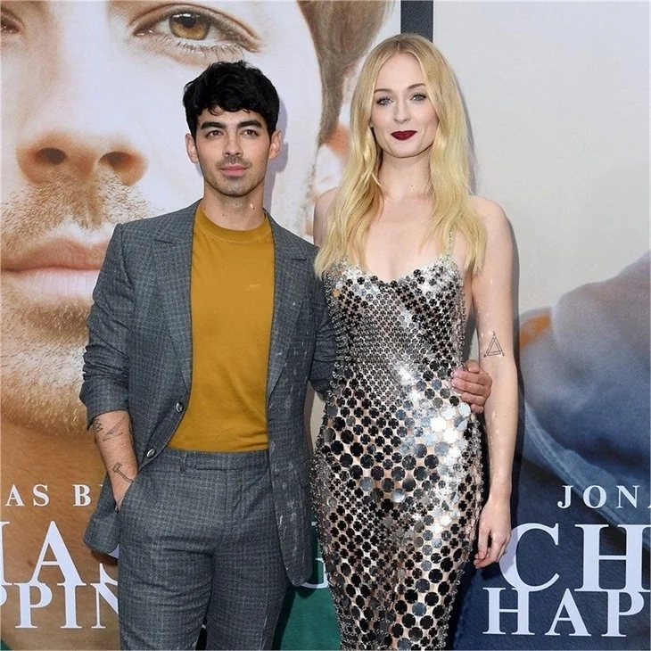 Game of Thrones'un yıldızı Sophie Turner ile Joe Jonas, ikinci kez evlendi!