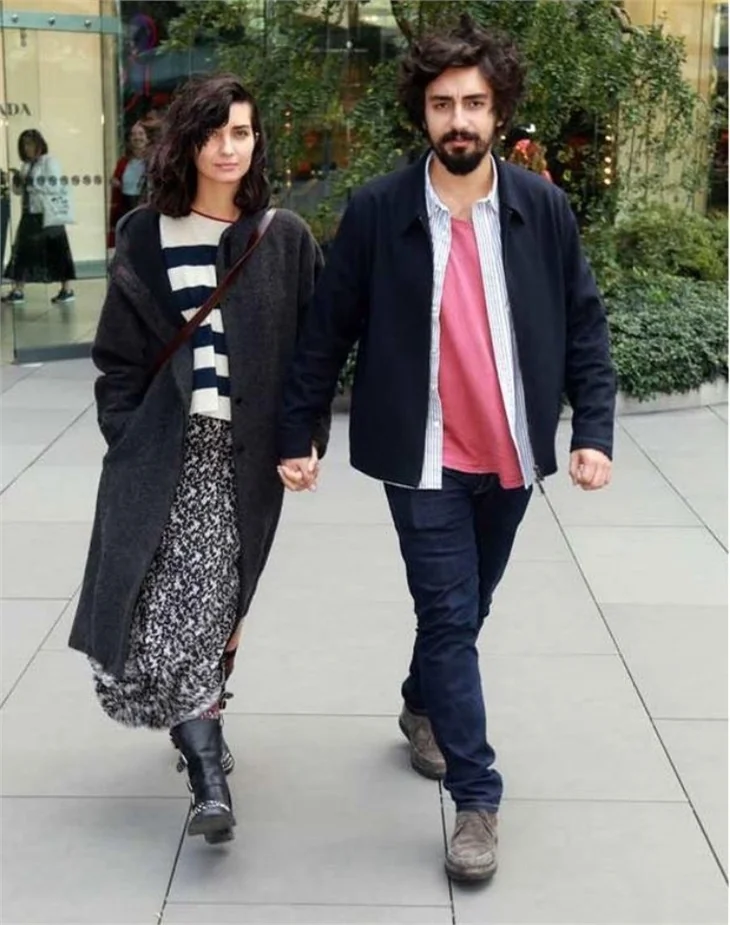 Tuba Büyüküstün ile Umut Evirgen uçakta kavga mı etti! Şoke eden iddia!