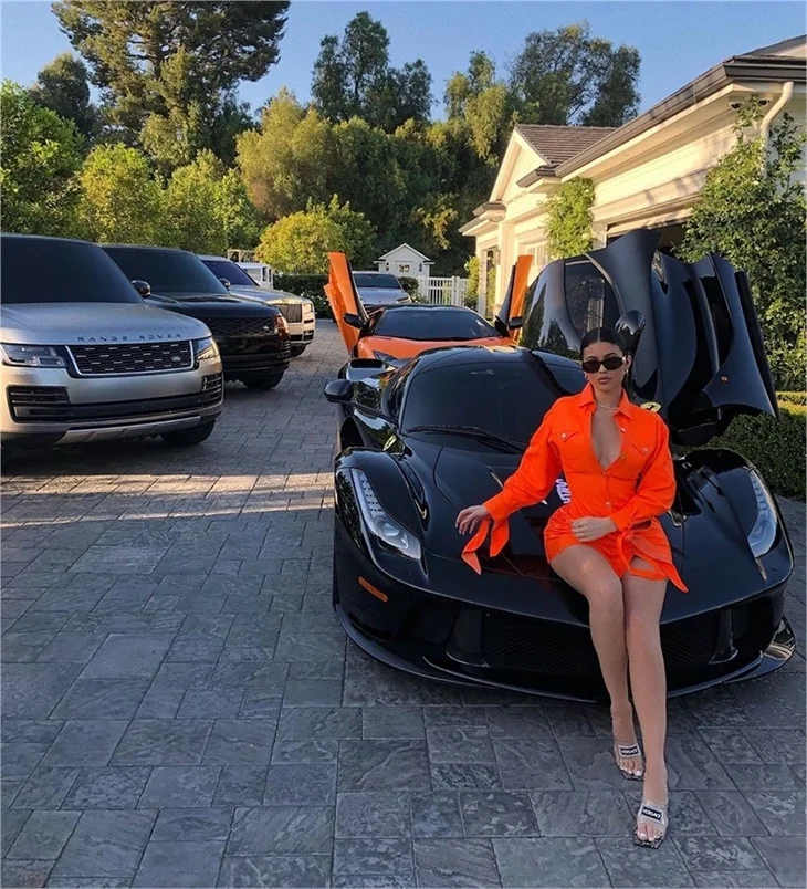 Kylie Jenner'dan şoke eden hastalık açıklaması!