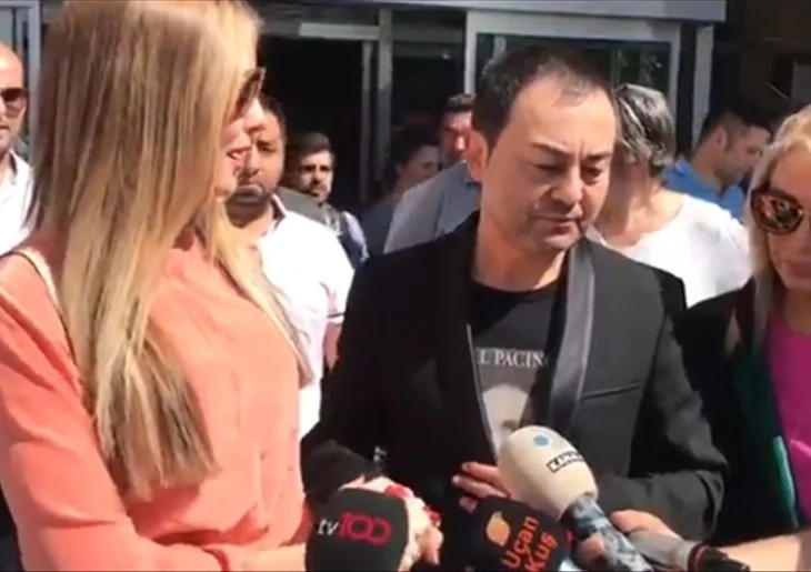 Serdar Ortaç ve Chloe Loughnan resmi olarak boşandı!