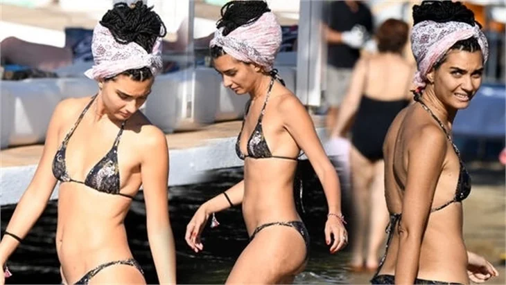 Tuba Büyüküstün plaja indi!
