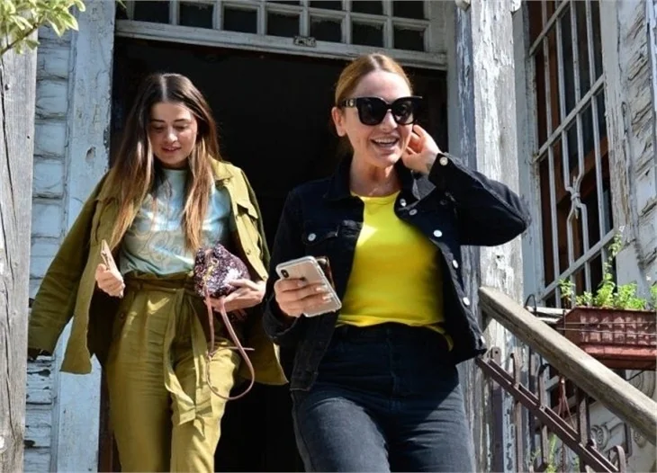 Hadise'ye "Mekanın sahibi kim?" diye sorulunca...