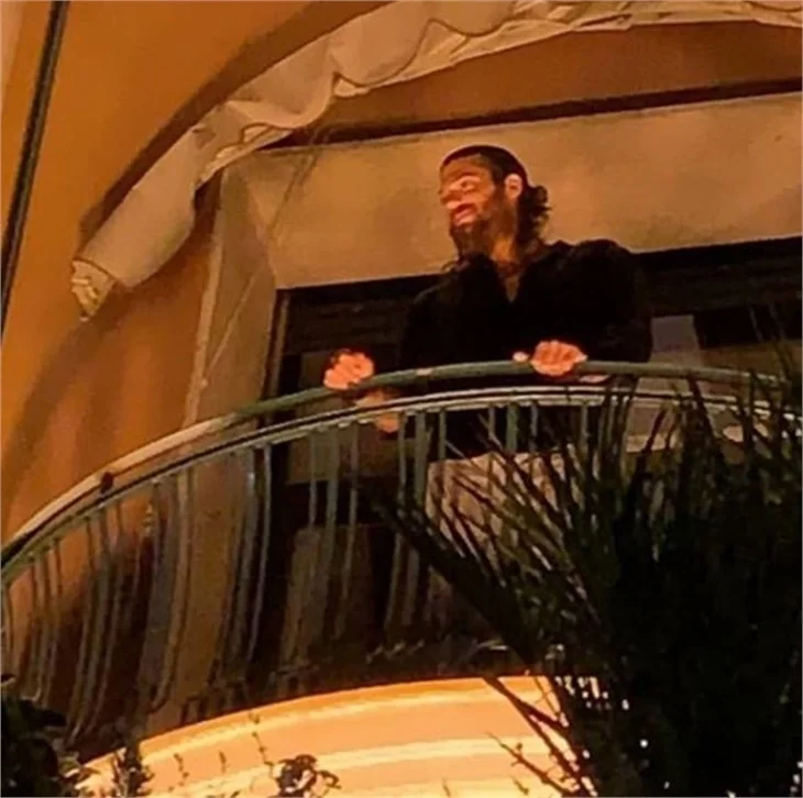 İtalya'da Can Yaman izdihamı!