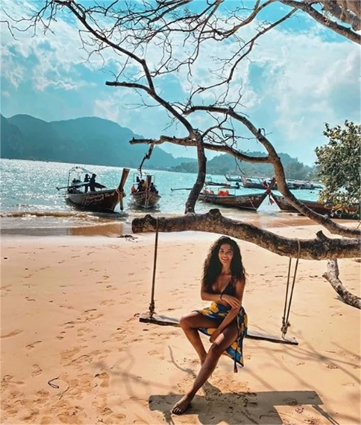 Ebru Şahin'in Phuket özlemi!