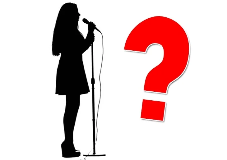 Hangi ünlü ismin konserini mekan çalışanları doldurdu?