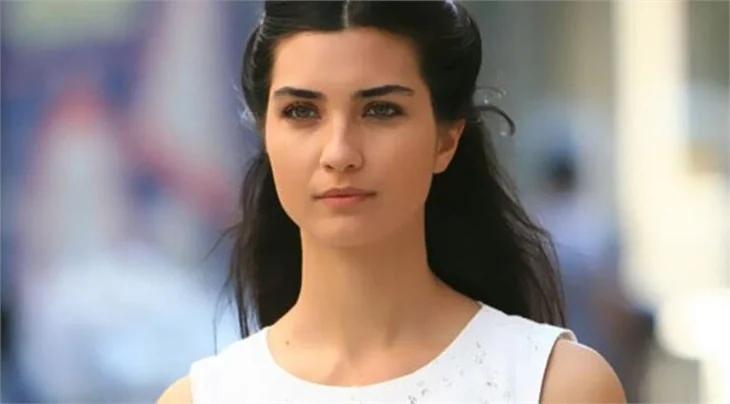 Tuba Büyüküstün yeni sezonda ekranlarda olacak mı?