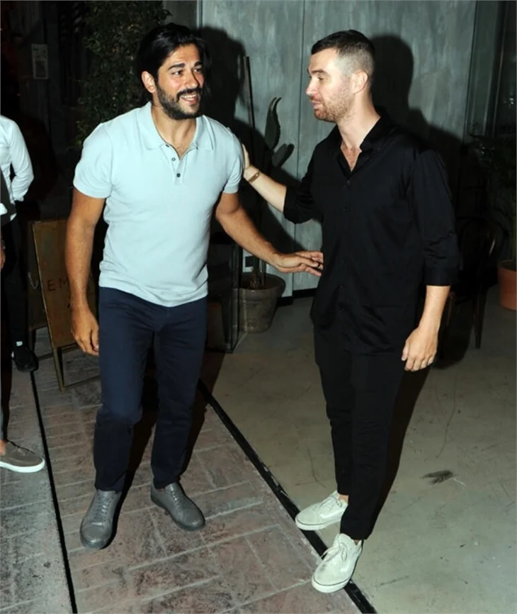 Burak Özçivit'ten Fahriye Evcen yorumu!