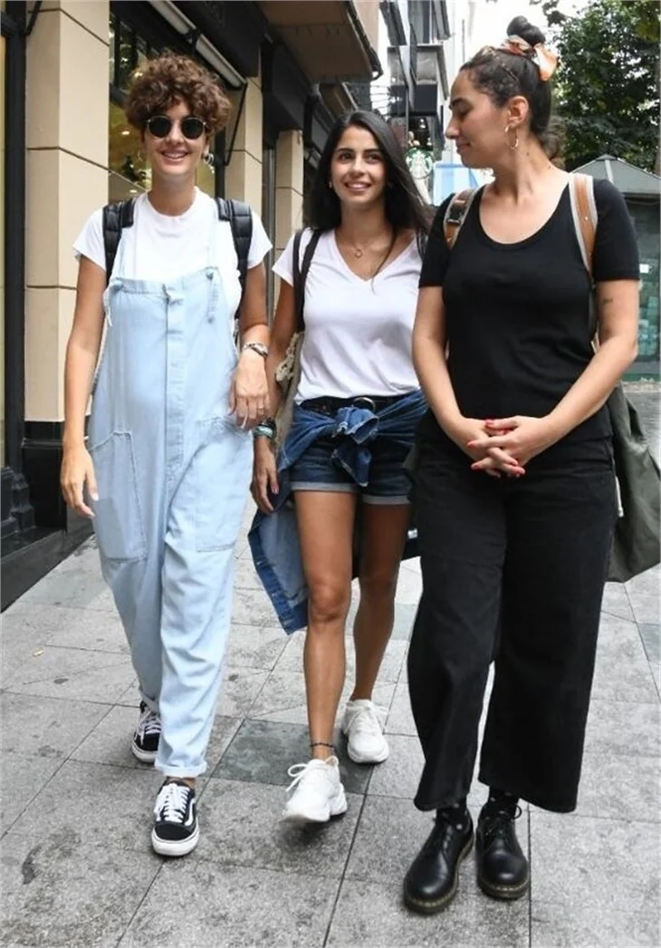 Bergüzar Korel'den cinsiyet açıklaması!